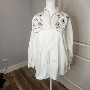 Accessory Lady WESTERN  White Beaded Button Up SIZE: M